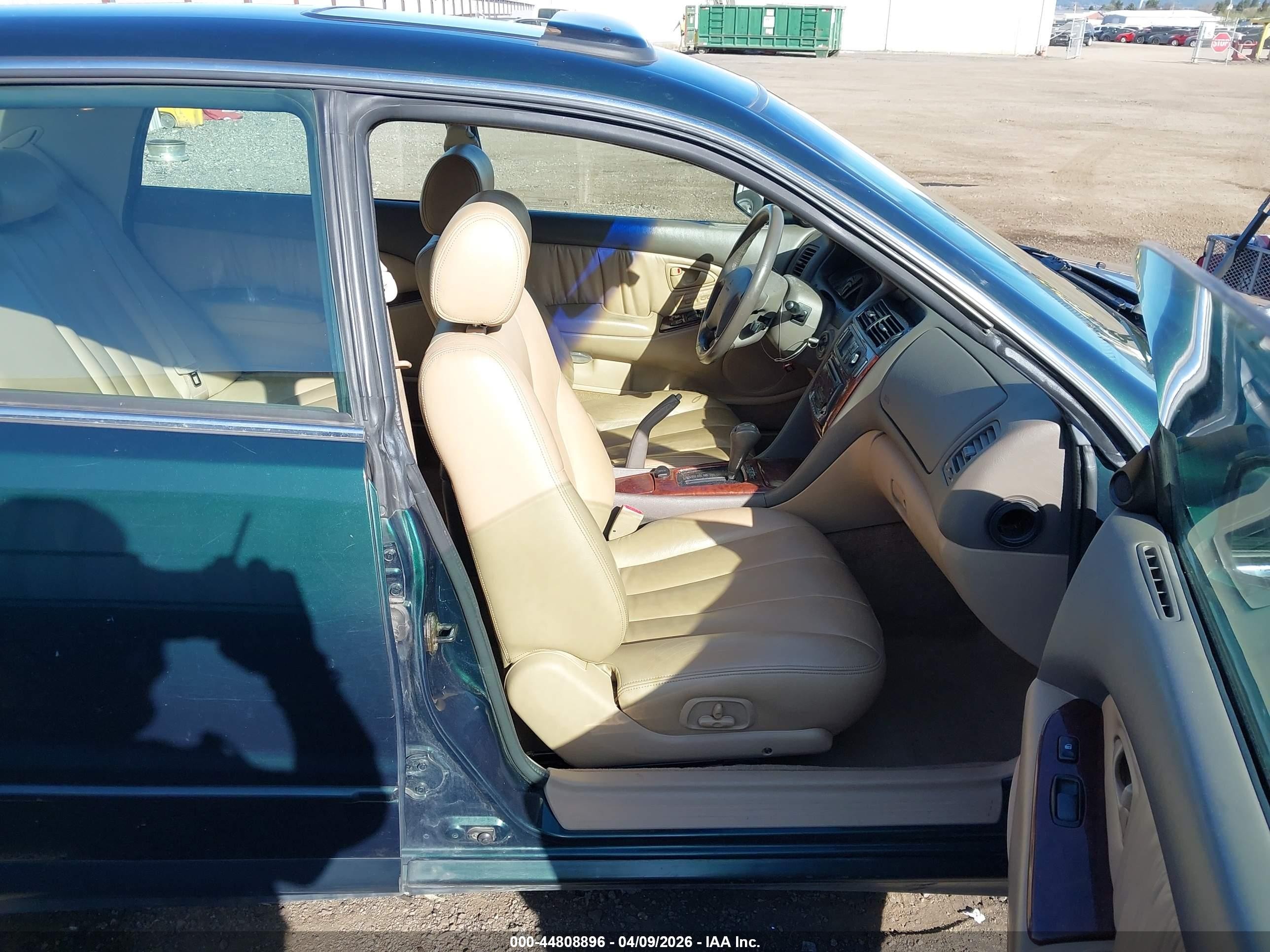 2000 Mitsubishi Diamante Ls Зеленый vin: 6MMAP67PXYT007866
