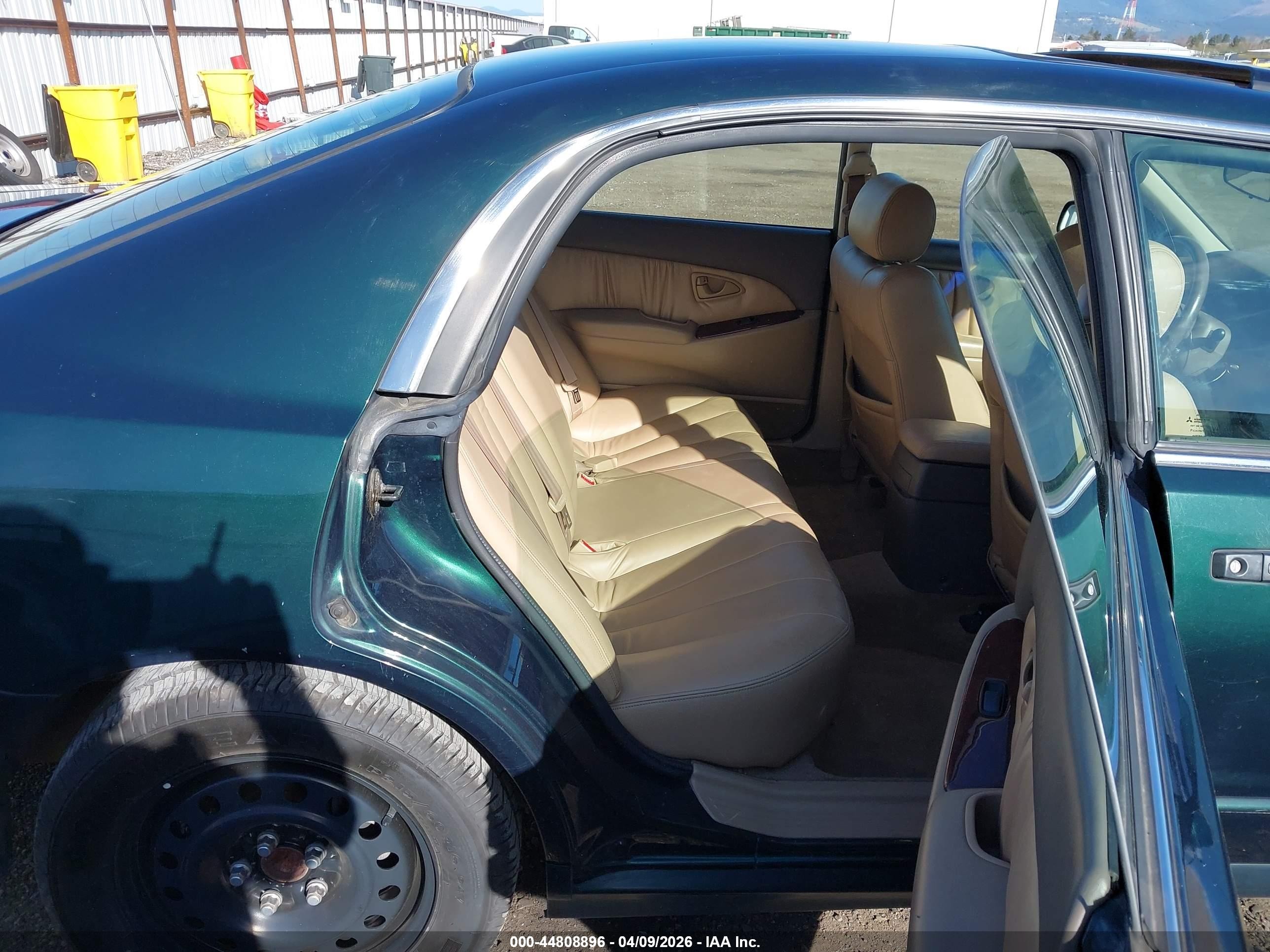 2000 Mitsubishi Diamante Ls Зеленый vin: 6MMAP67PXYT007866