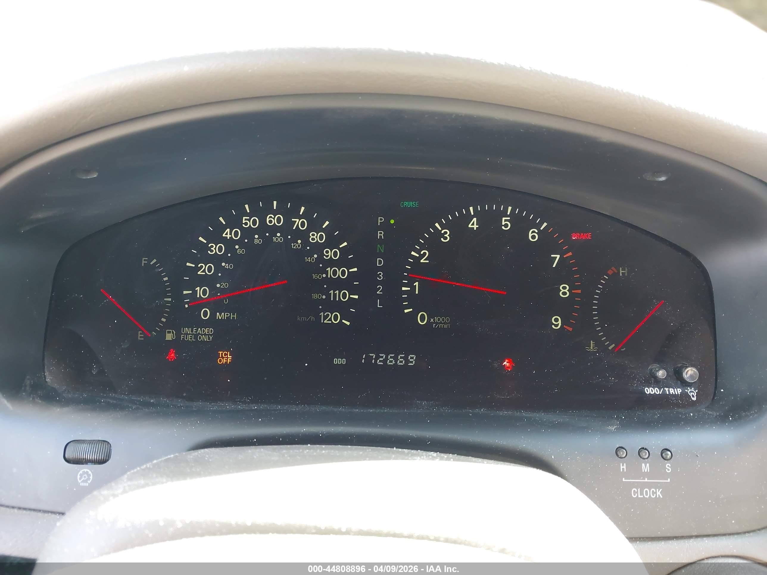 2000 Mitsubishi Diamante Ls Зеленый vin: 6MMAP67PXYT007866