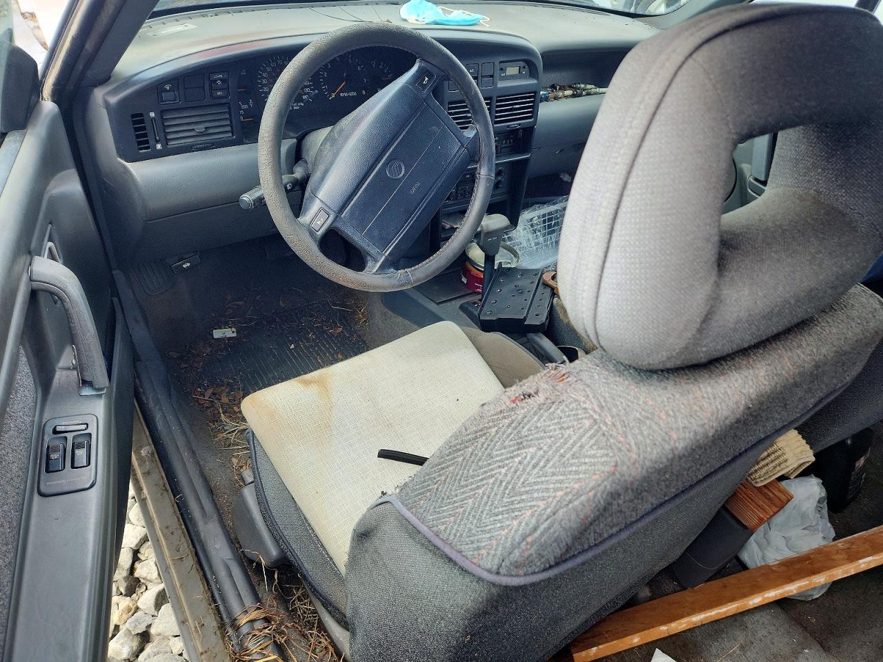 1991 Mercury Capri Серебряный vin: 6MPCT01Z1M8608885