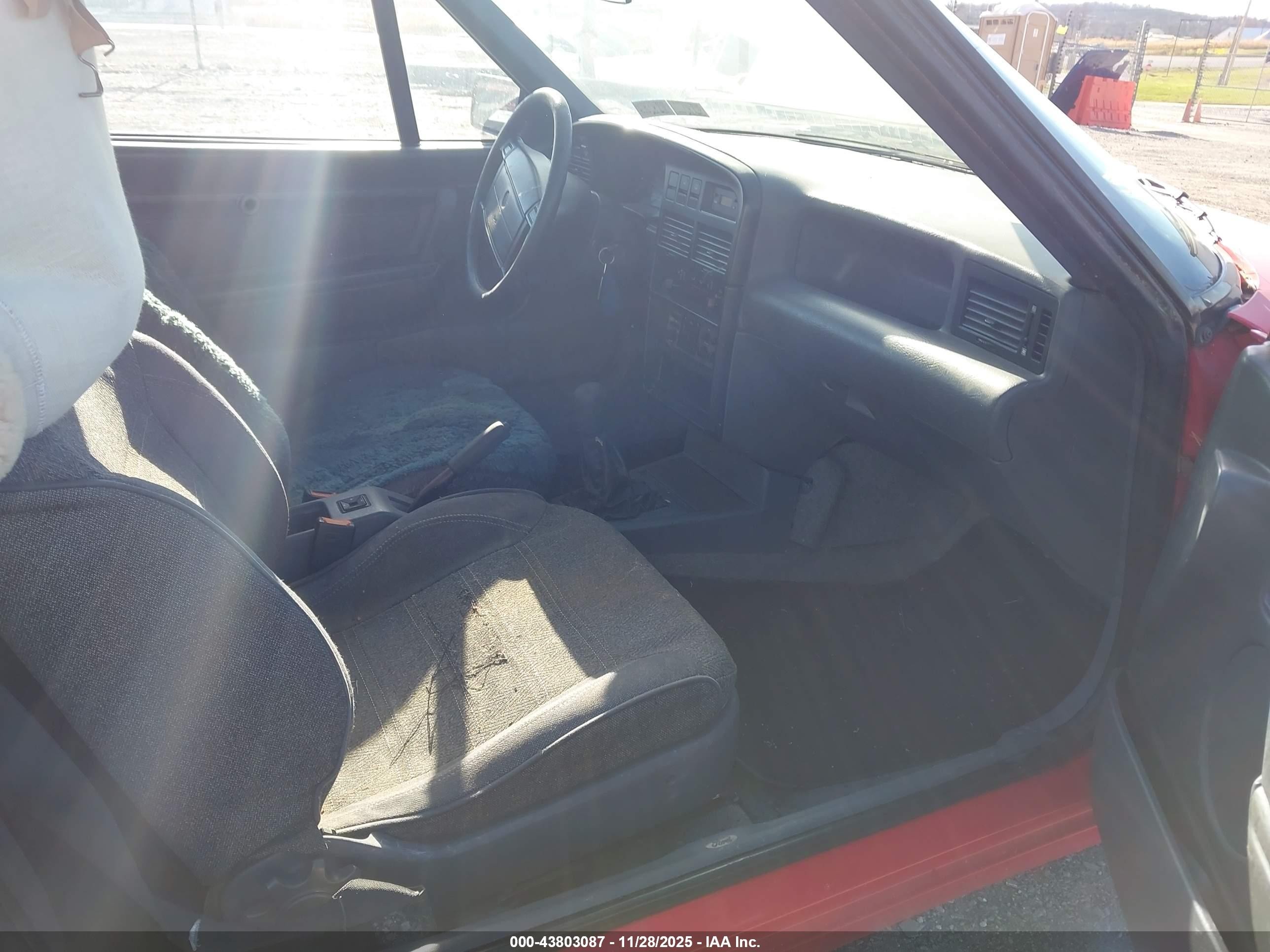 1991 Mercury Capri   Красный vin: 6MPCT01Z1M8621040