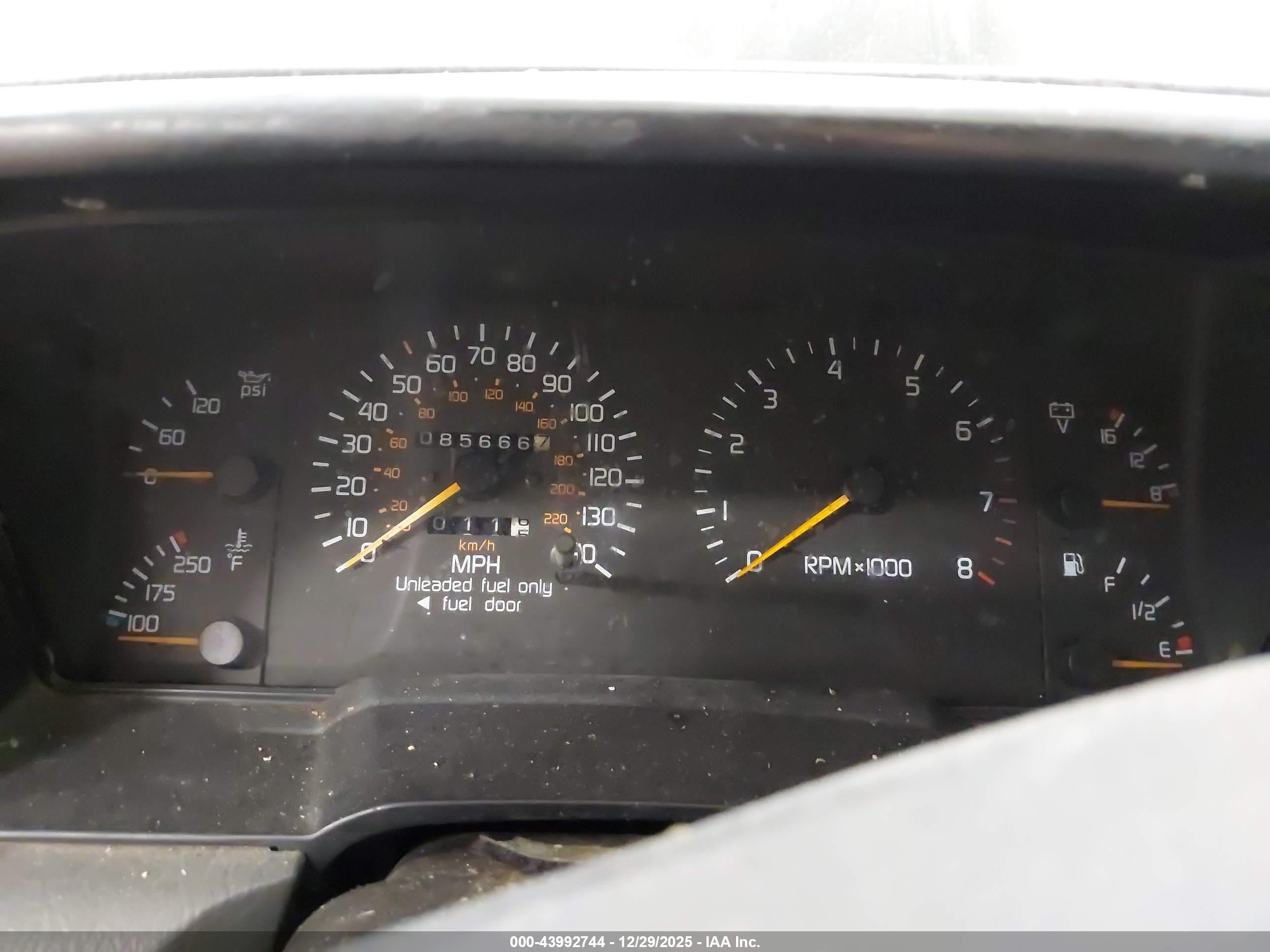1991 Mercury Capri   White vin: 6MPCT01Z2M8624058