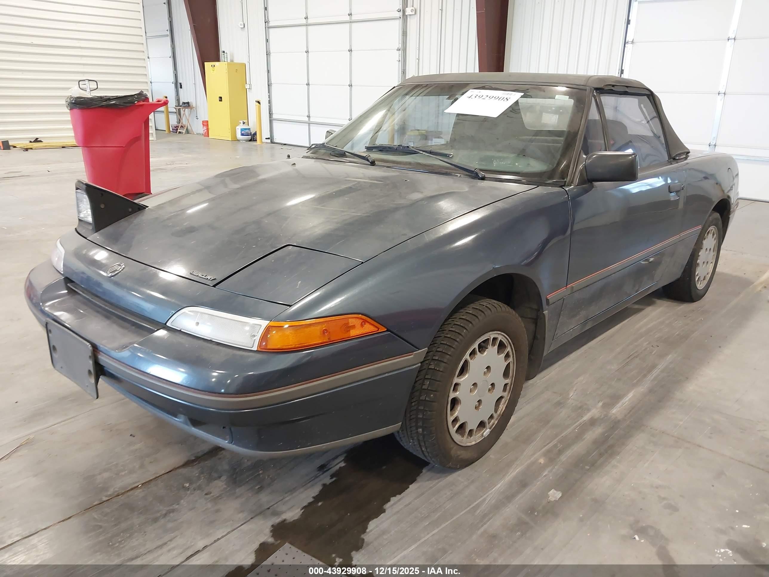 1991 Mercury Capri   Dark Blue vin: 6MPCT01Z5M8630968