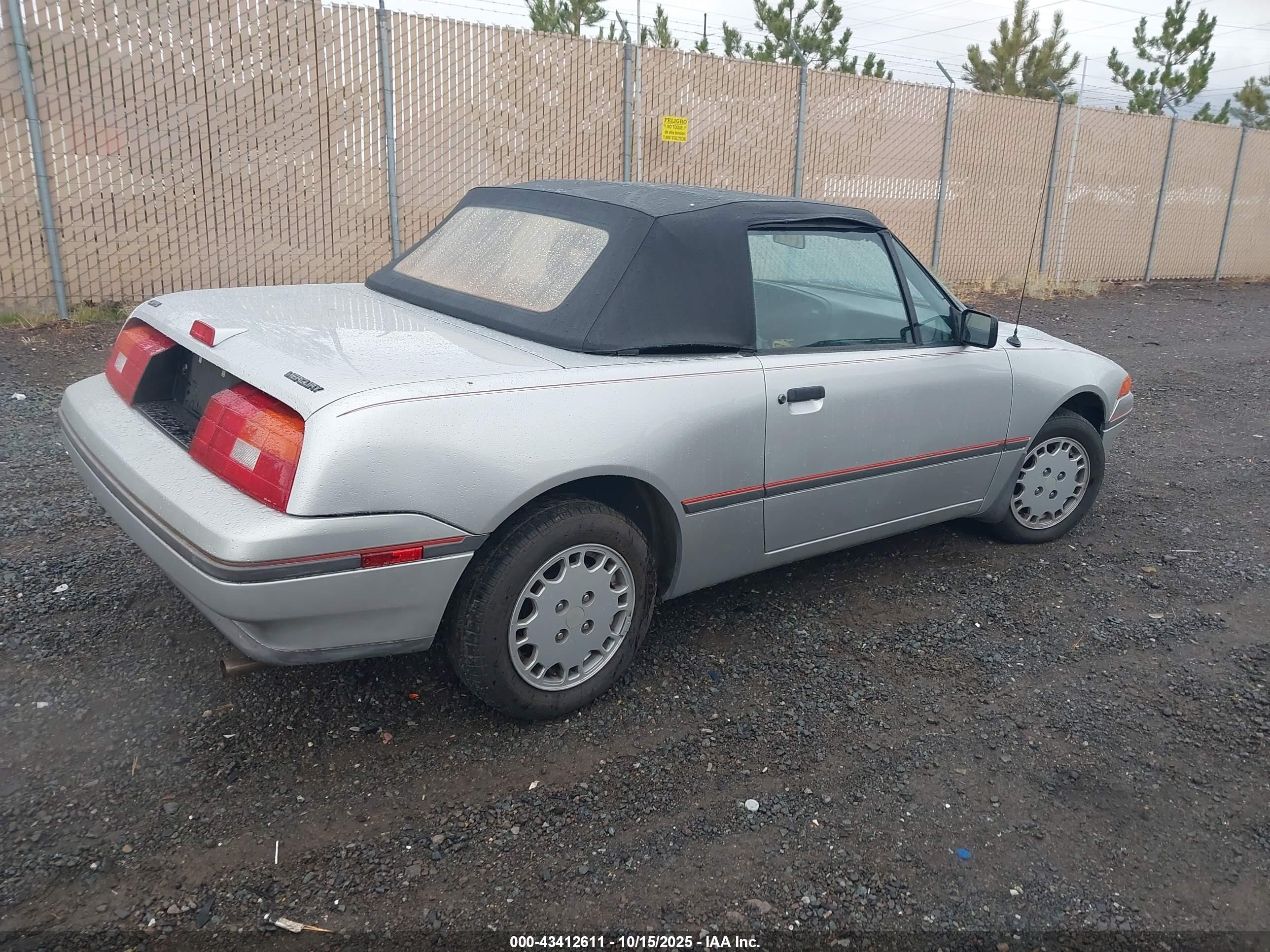 1991 Mercury Capri   Silver vin: 6MPCT01Z9M8615177