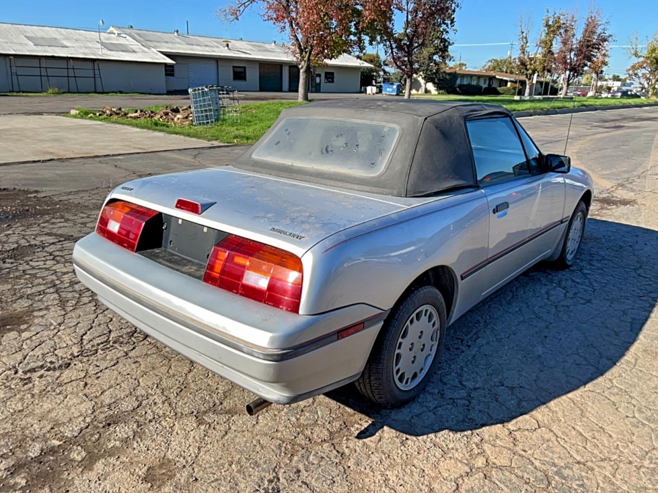 1991 Mercury Capri Silver vin: 6MPCT01Z9M8615177