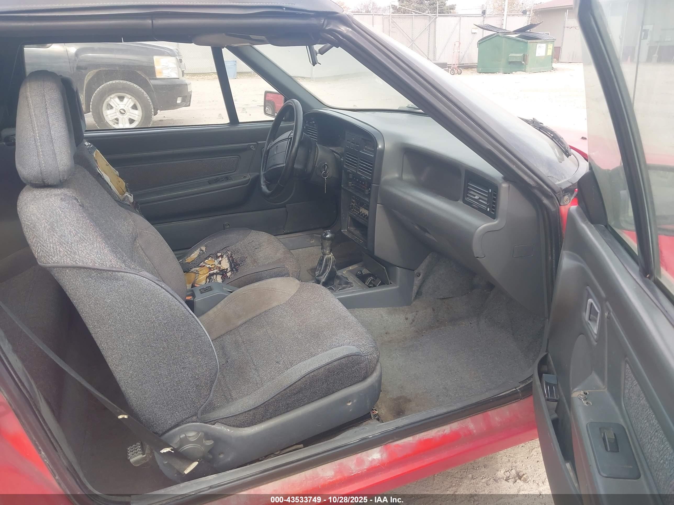1991 Mercury Capri   Red vin: 6MPCTO1Z6M8624547