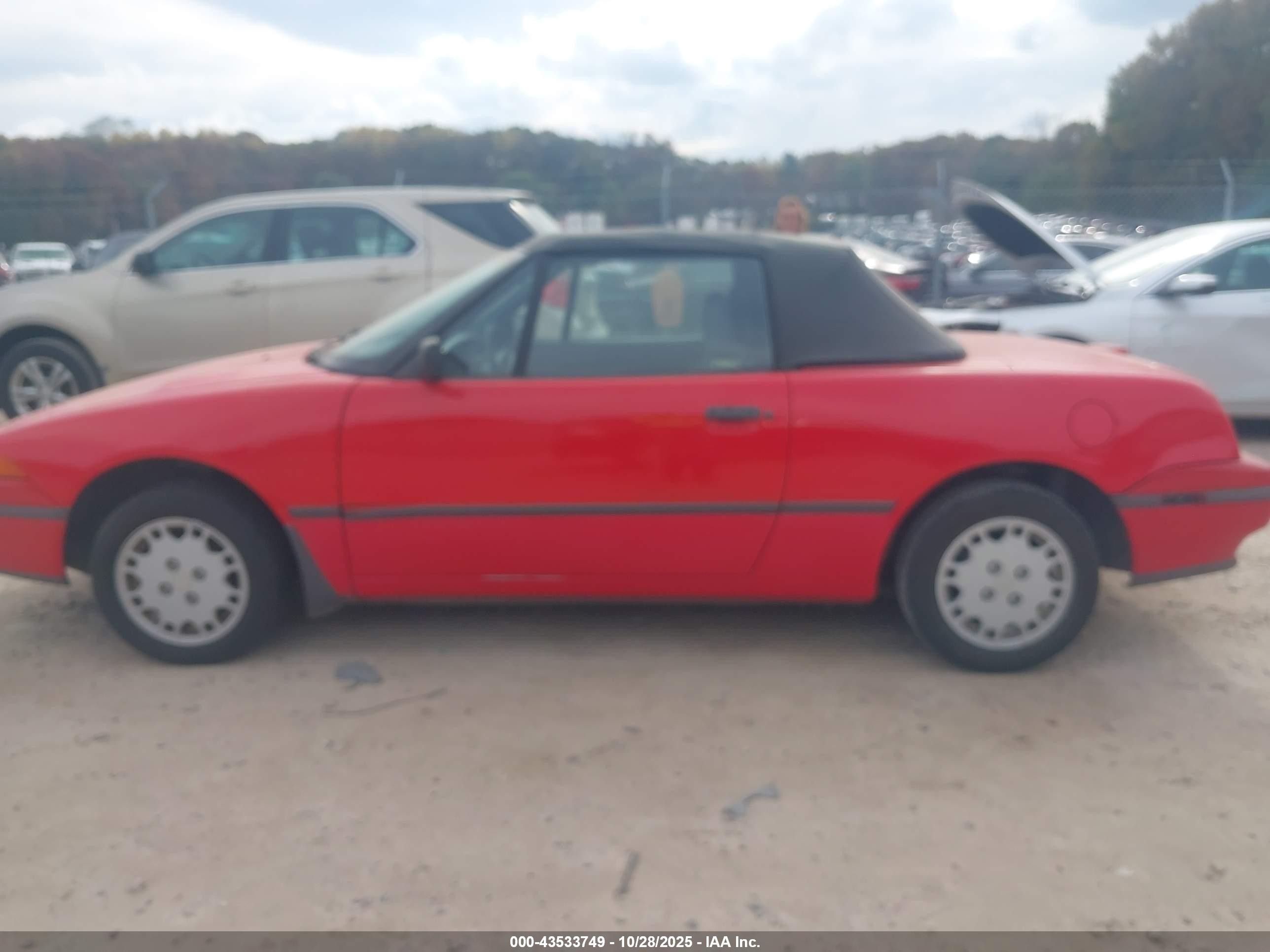 1991 Mercury Capri   Red vin: 6MPCTO1Z6M8624547