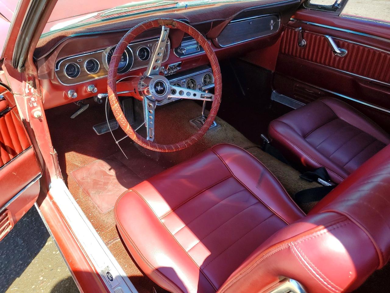 1966 Ford Uk Red vin: 6R07C121543