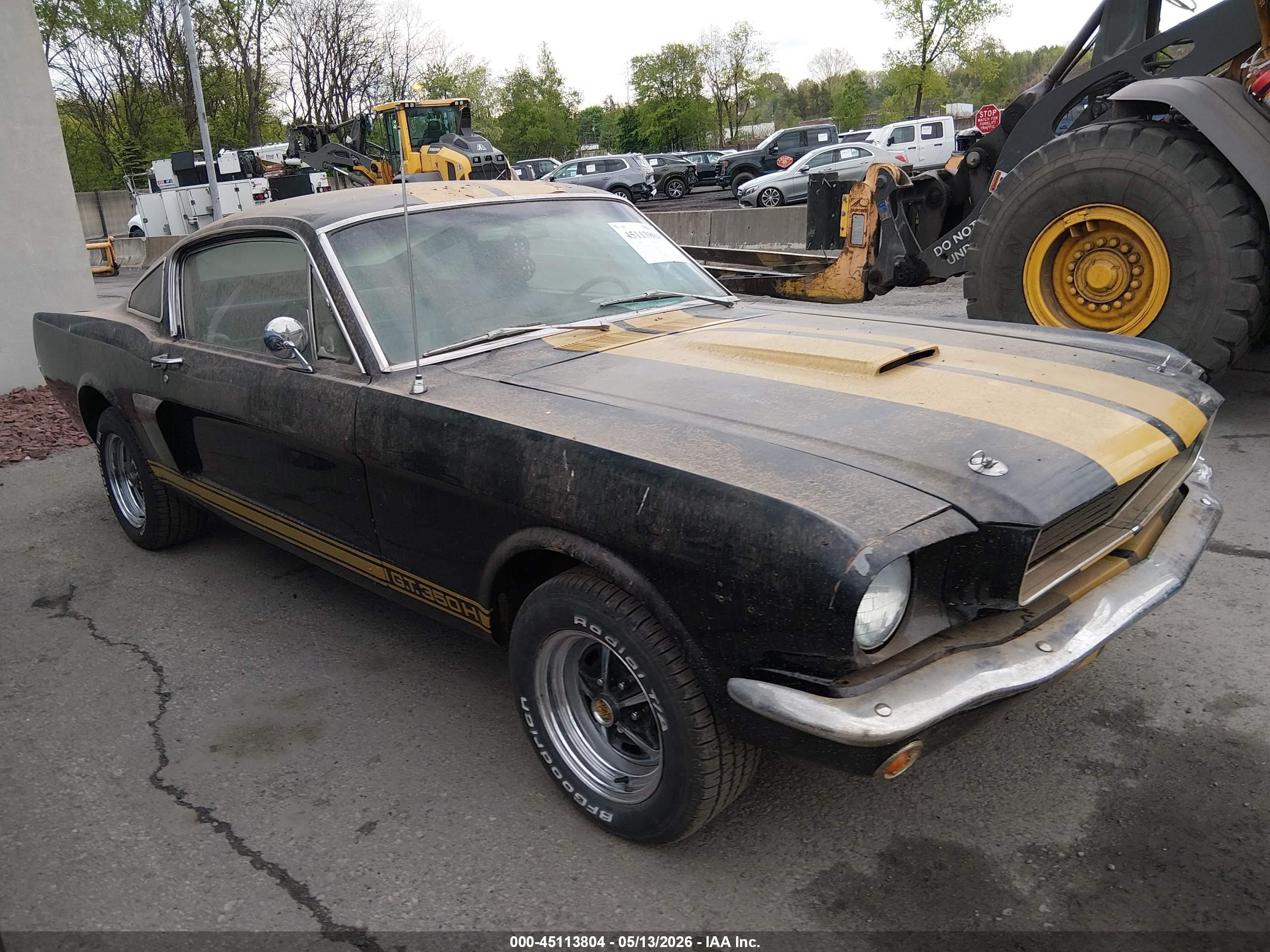 1966 Ford Mustang   Black vin: 6T09A122579      