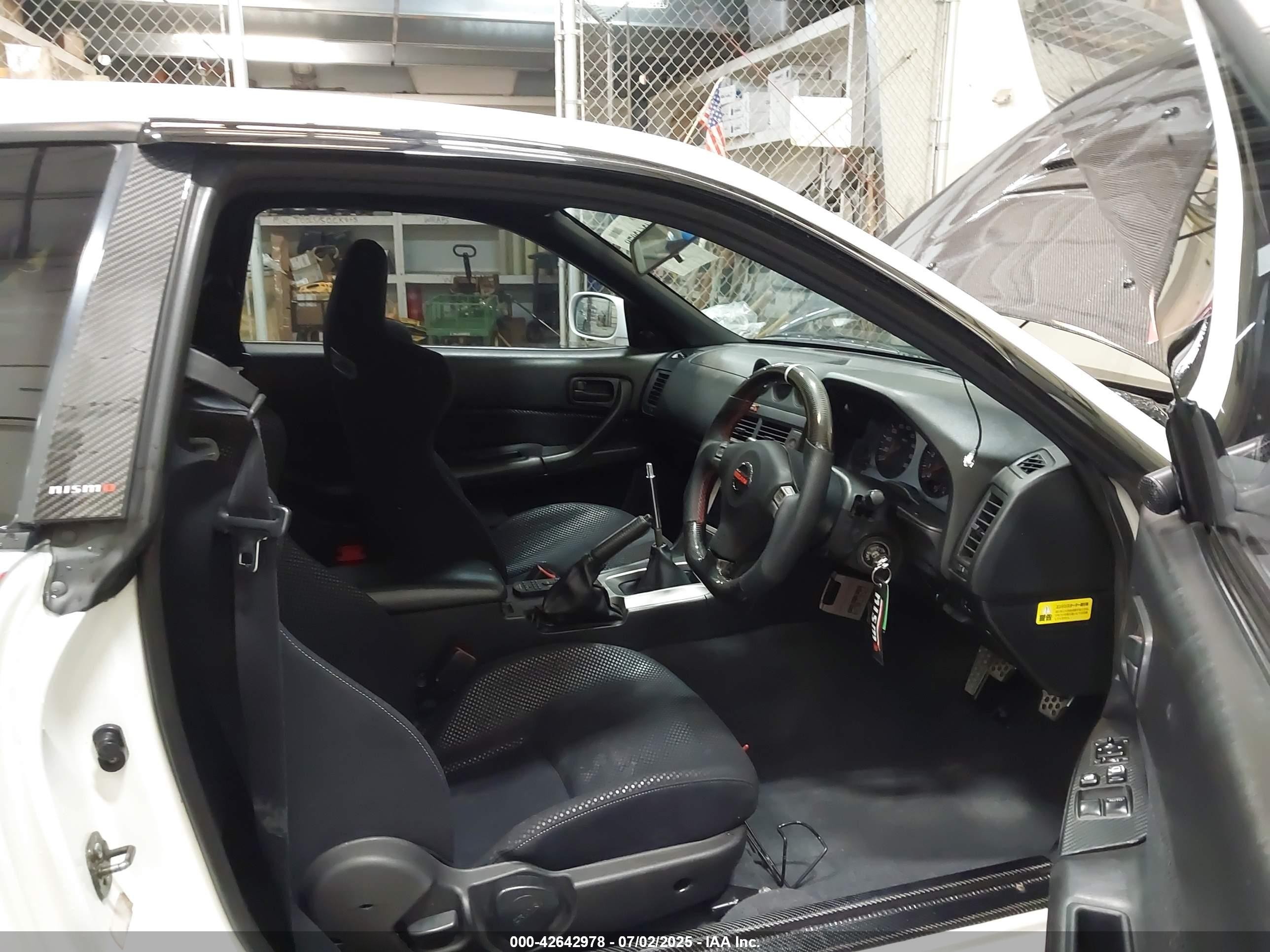 1998 Niss Skyline   White vin: 6U90000ER34012788