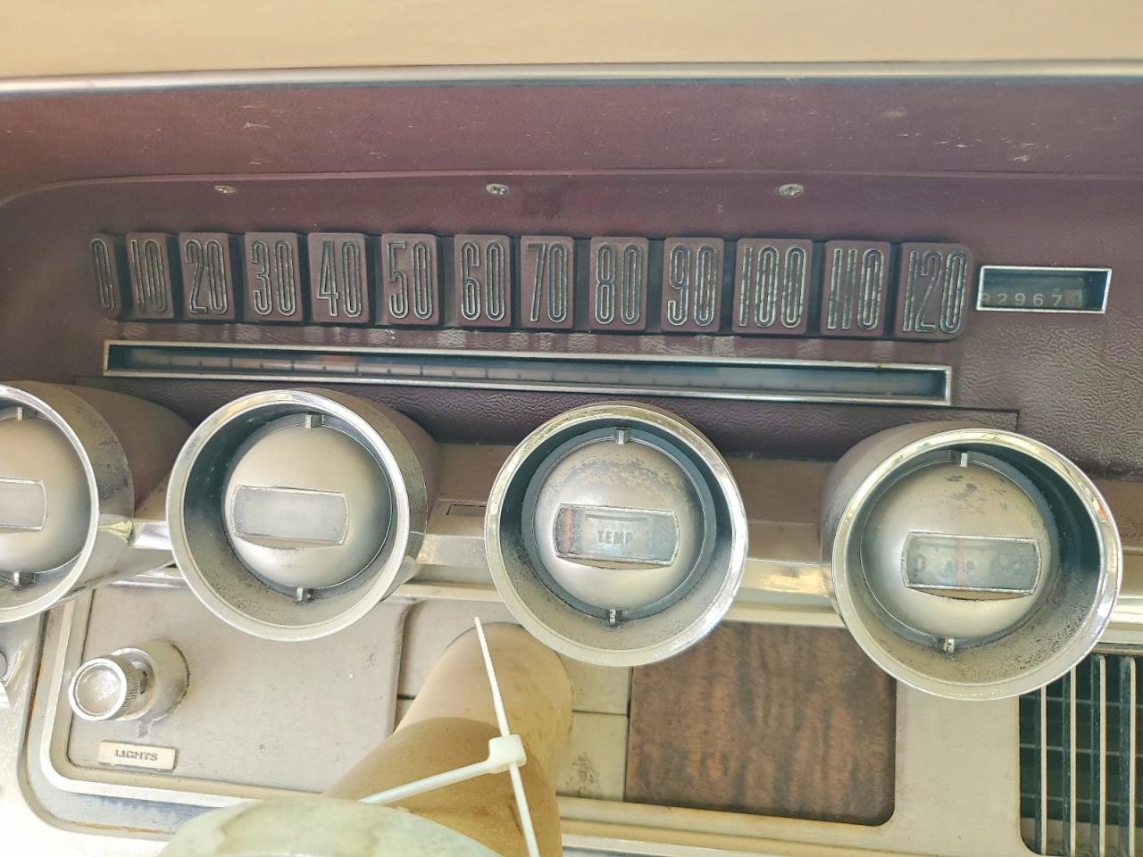 1966 Ford Thunderbird Оранжевый vin: 6Y87Q167746