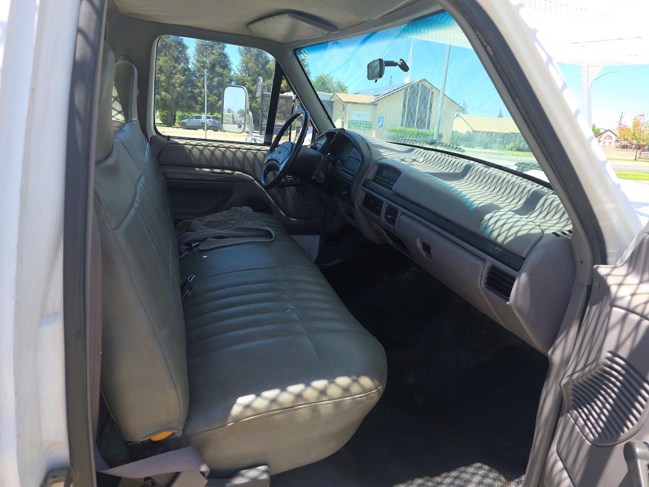 1997 Ford F Super Duty White vin: 1FDLF47G7VEB29283