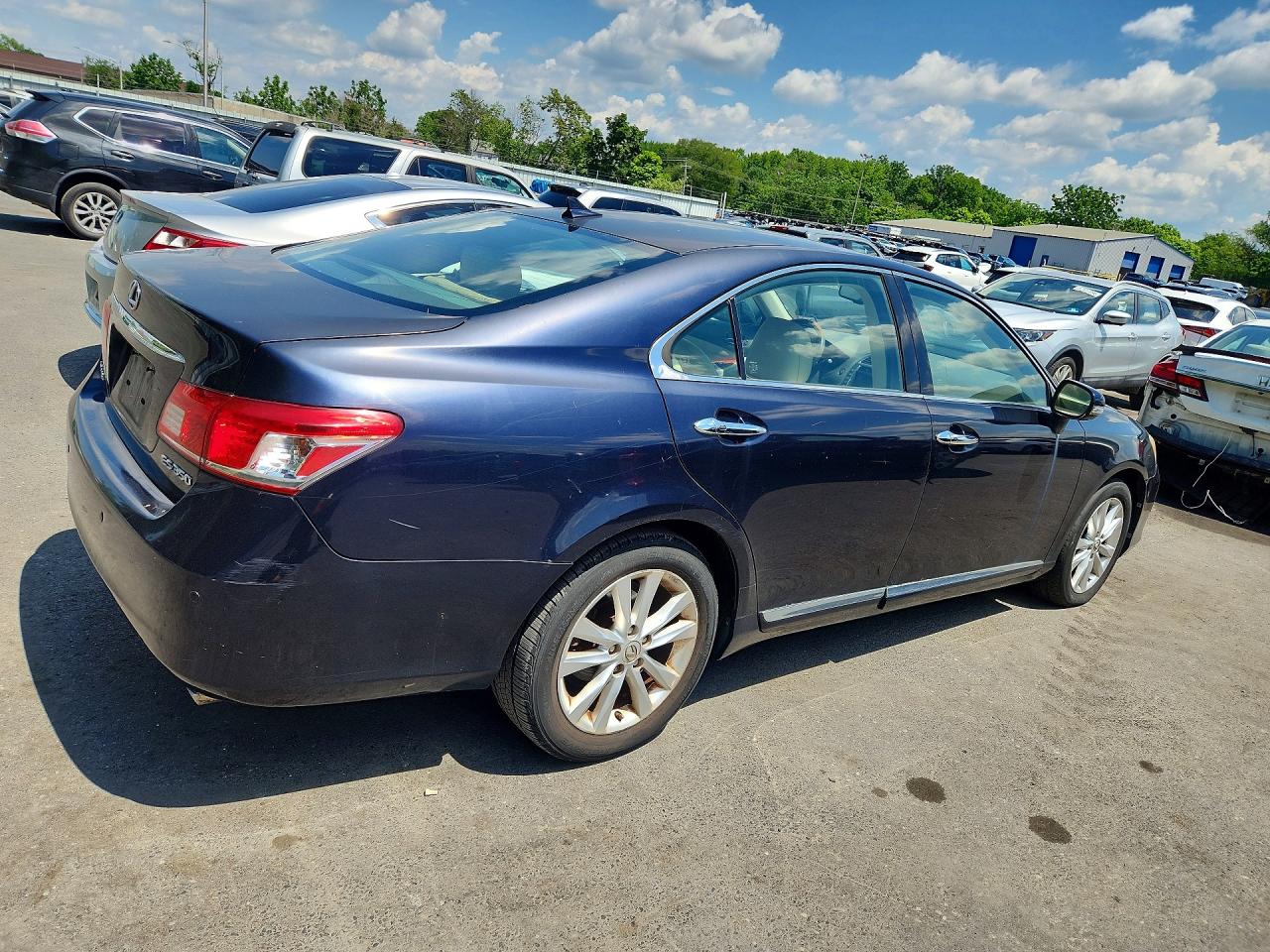 2010 Lexus Es 350 Charcoal vin: JTHBK1EG3A2356669