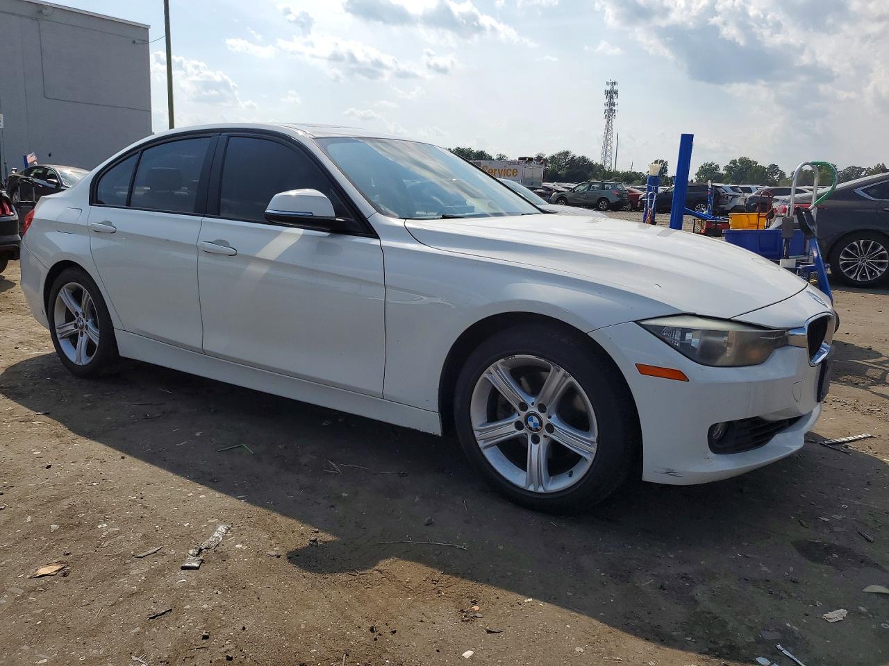 2013 Bmw 328 I White vin: WBA3A5C56DF602240