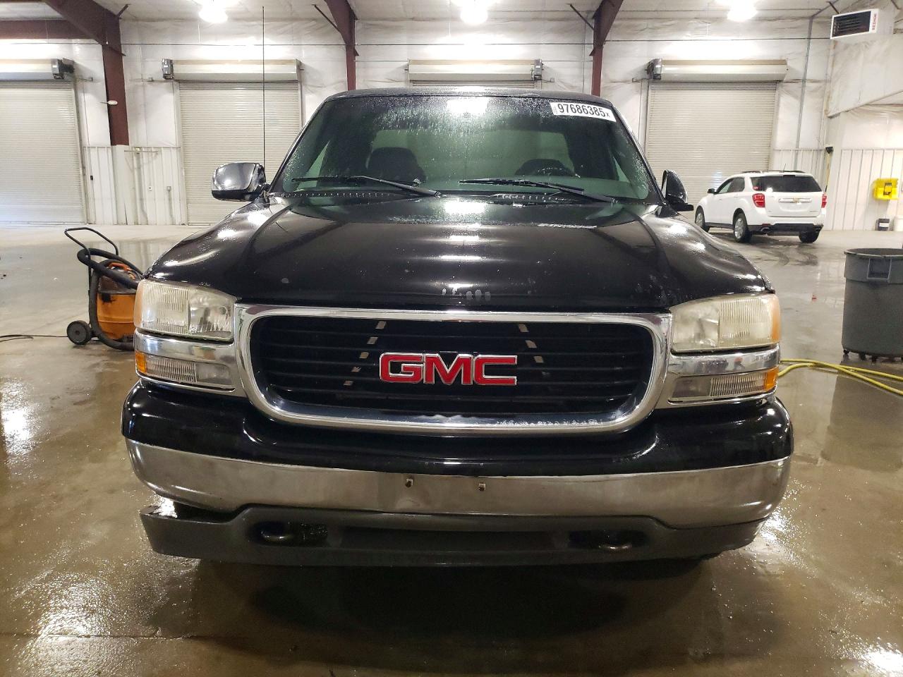 2002 Gmc New Sierra K1500 Black vin: 2GTEK19VX21130850