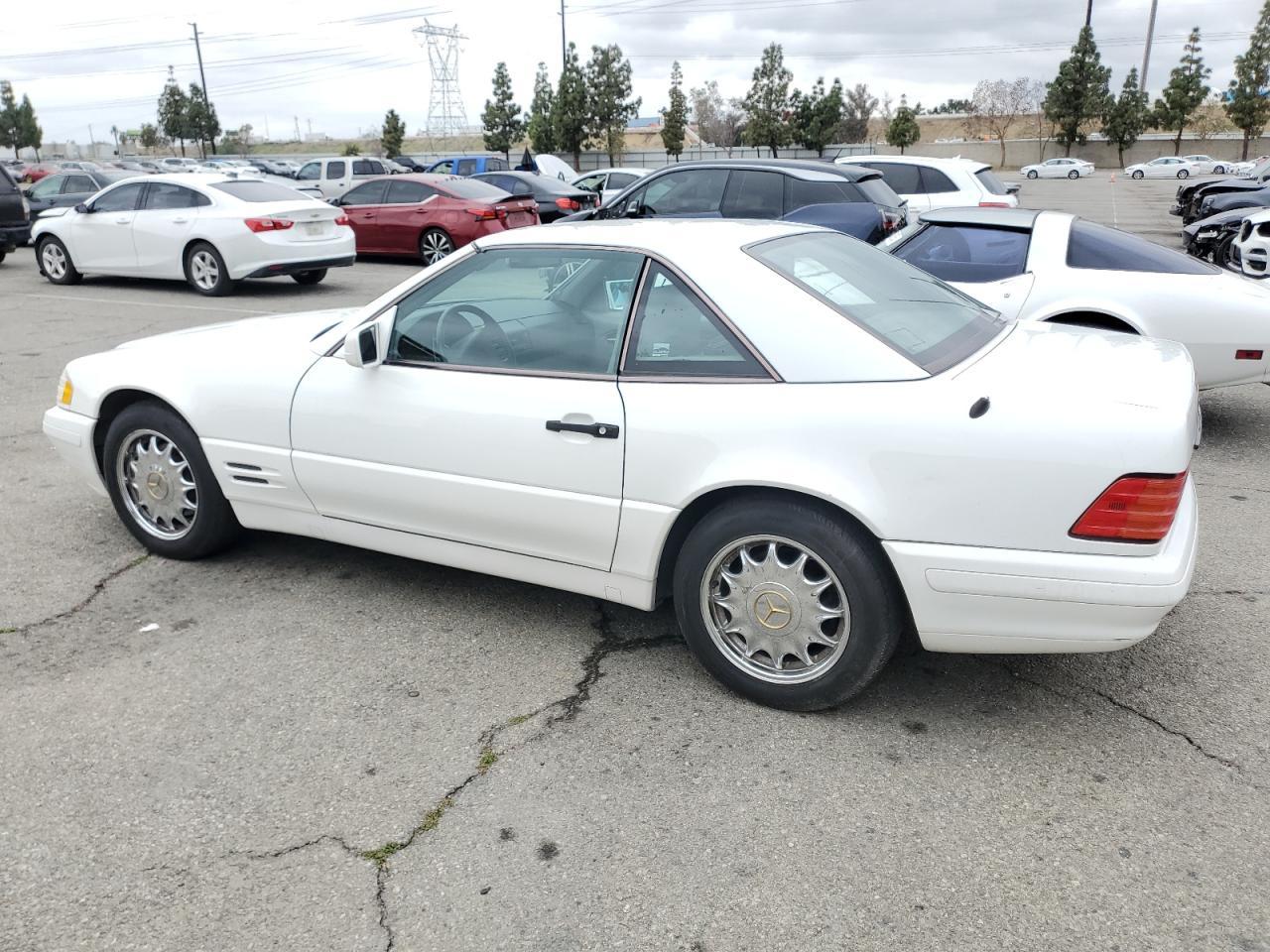 1997 Mercedes-benz Sl 320 White vin: WDBFA63F5VF143197