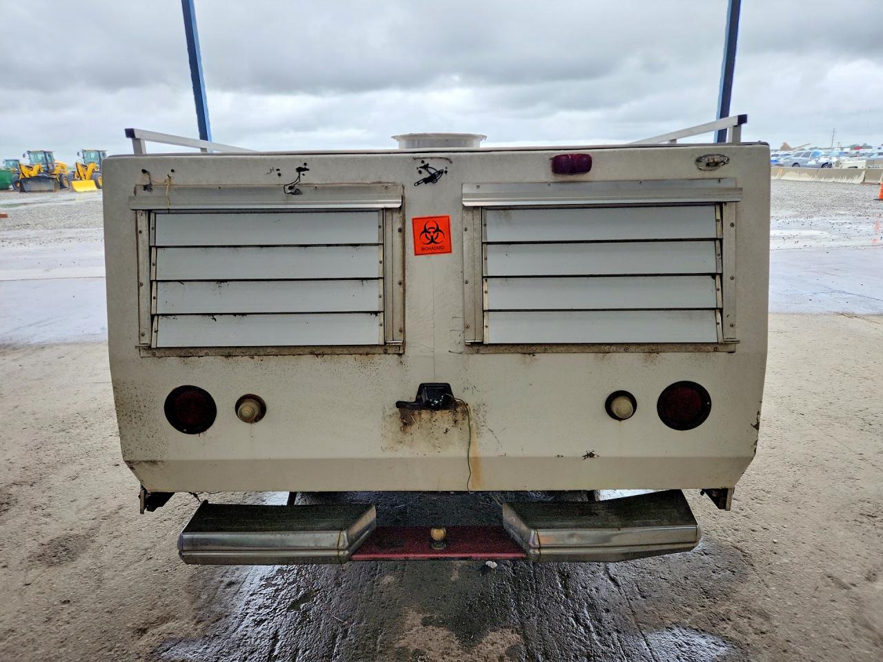 1983 Toyota Pickup Sr5 Red vin: JT4RN44S3D1102131