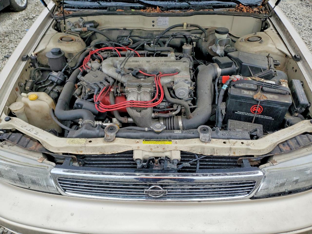 1992 Nissan Maxima Gxe Gold vin: JN1HJ01P7NT605525