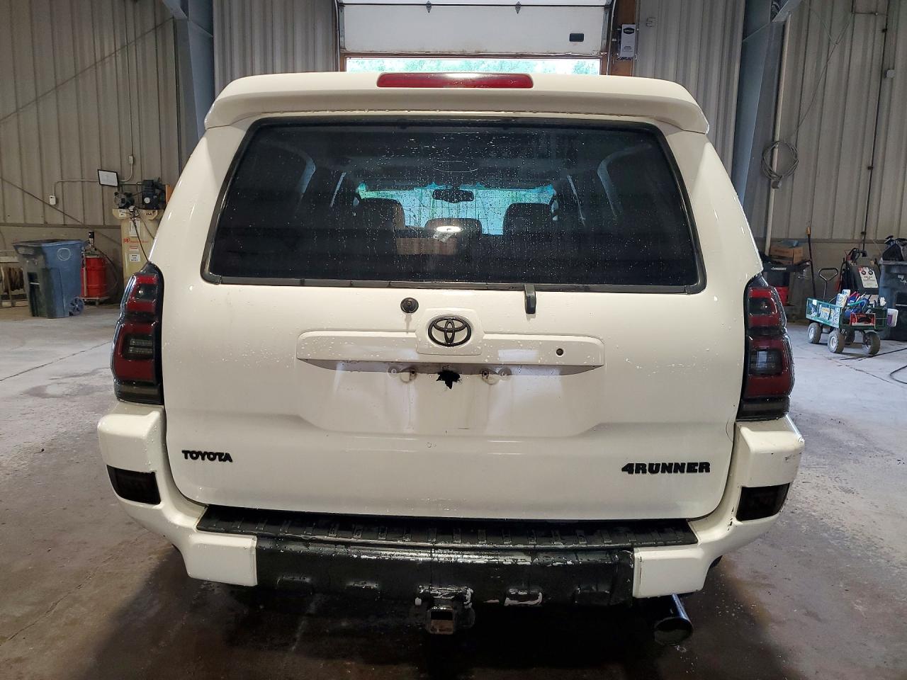 2004 Toyota 4runner Limited White vin: JTEBU17R448018673