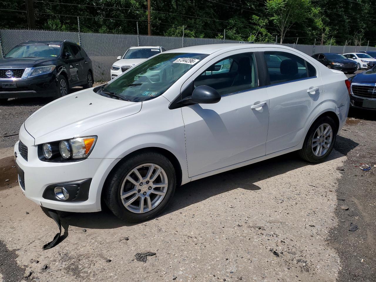 2014 Chevrolet Sonic Lt White vin: 1G1JC5SH6E4235541