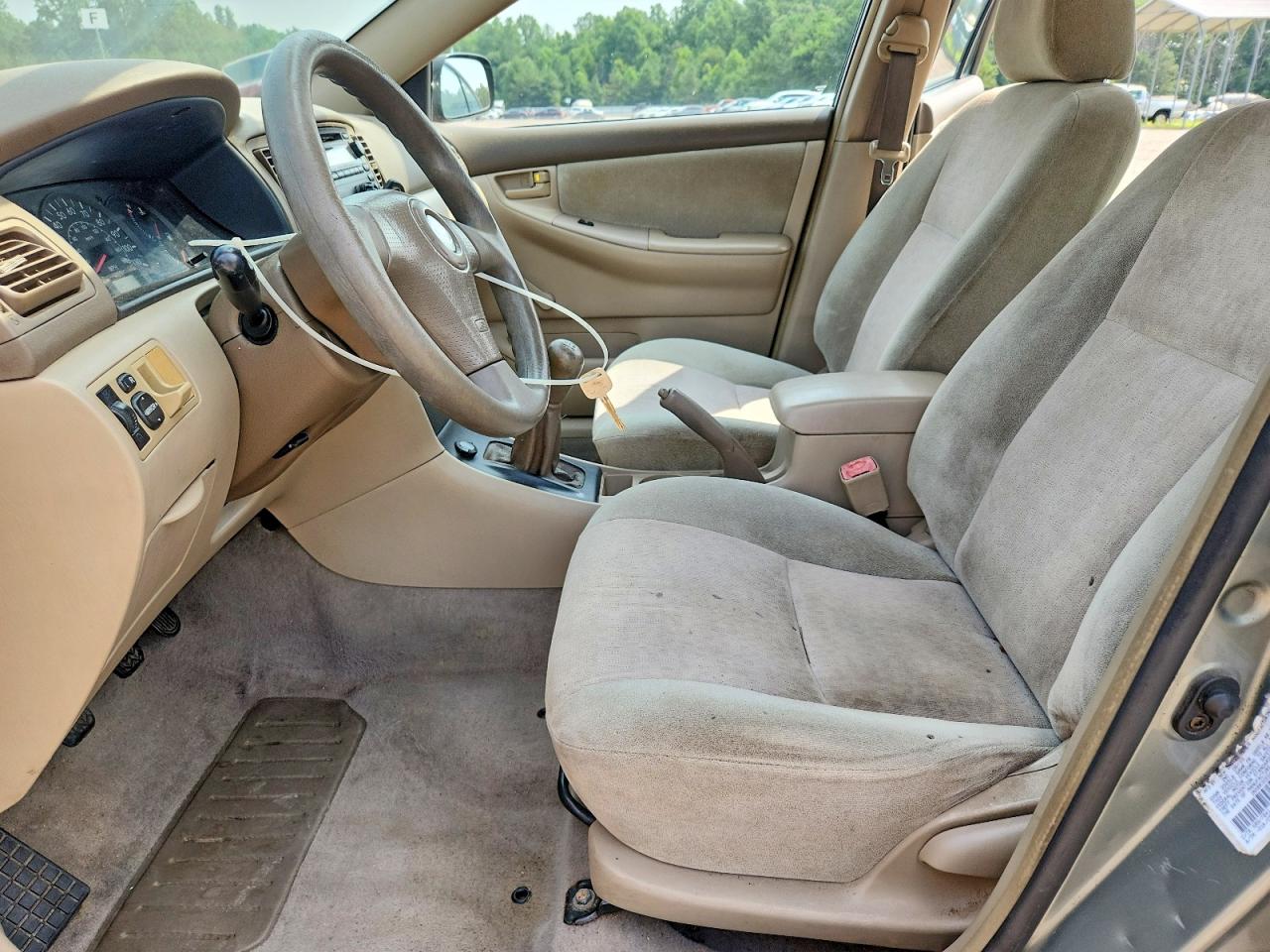 2004 Toyota Corolla Ce Beige vin: 1NXBR32E04Z233122