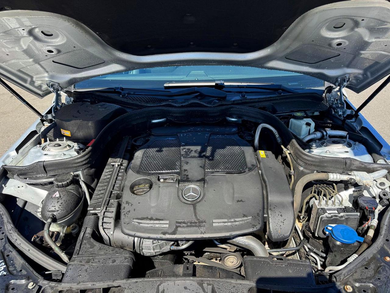 2013 Mercedes-benz E 350 4matic Silver vin: WDDHF8JB5DA766828