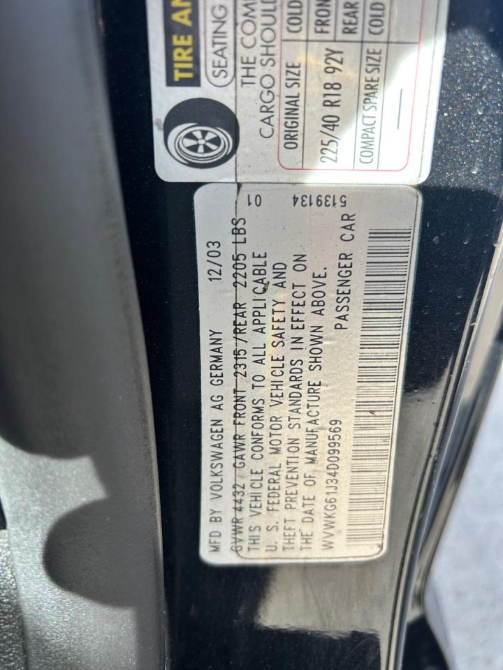 2004 Volkswagen R32 Черный vin: WVWKG61J34D099569