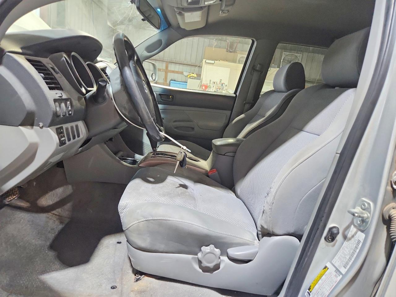 2006 Toyota Tacoma Double Cab Prerunner Silver vin: 5TEJU62N26Z249770