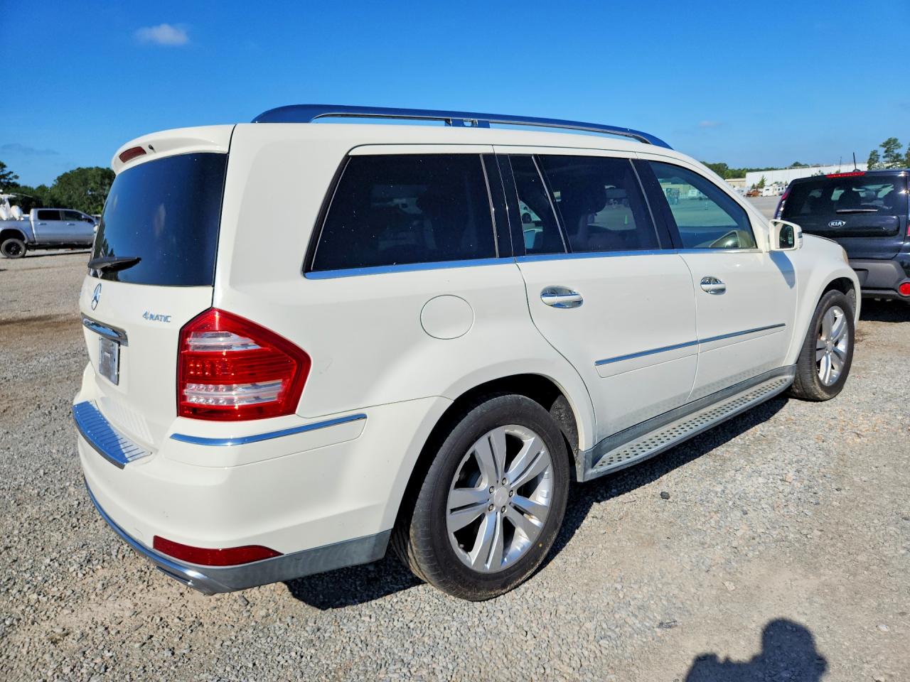 2011 Mercedes-benz Gl 450 4matic White vin: 4JGBF7BEXBA641156