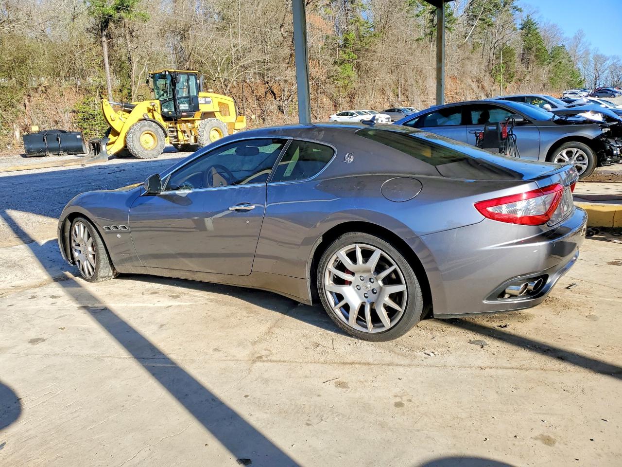 2010 Maserati Granturismo Silver vin: ZAM45GLA8A0051615