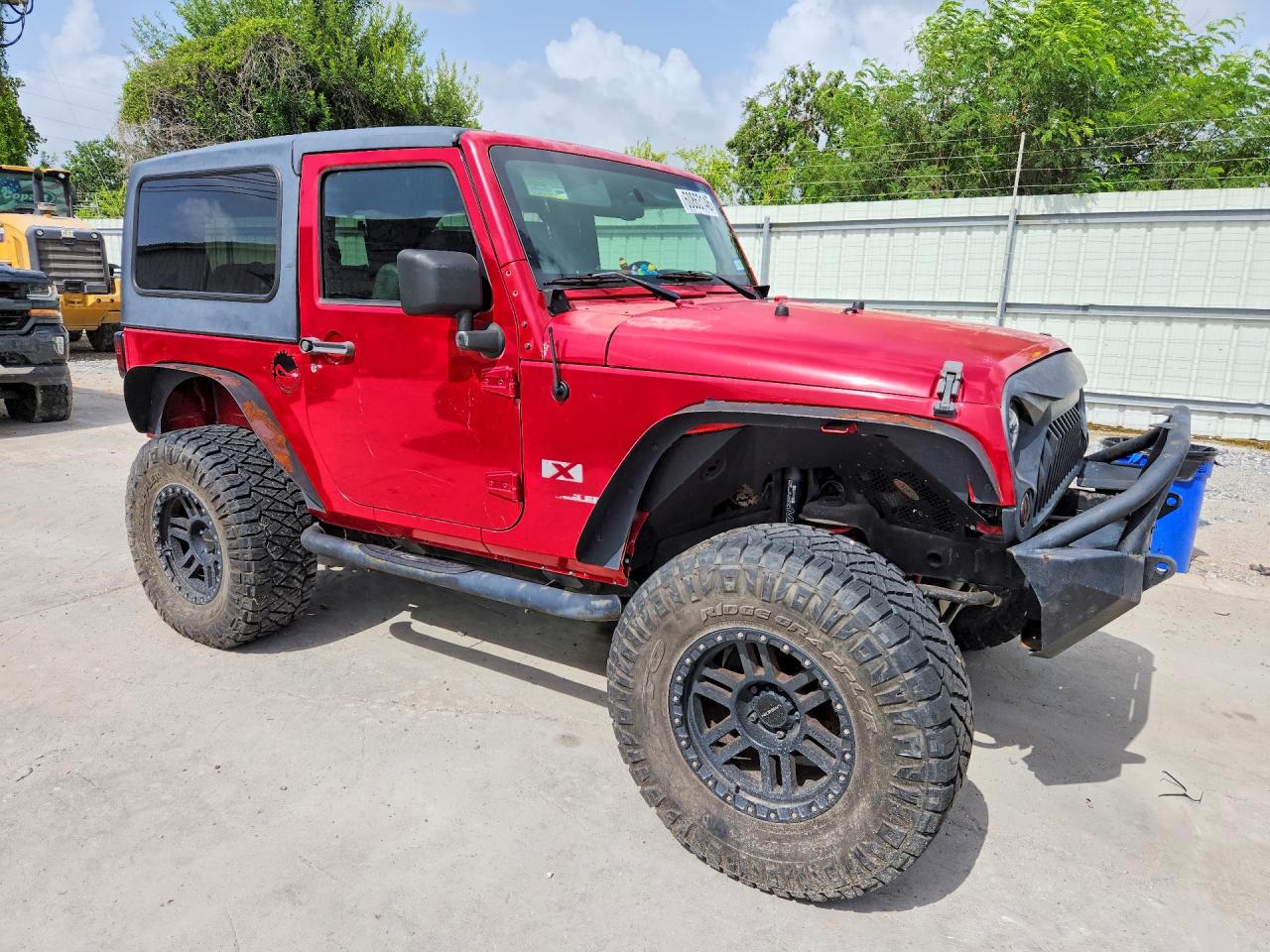 2008 Jeep Wrangler X Red vin: 1J4FA24158L624371