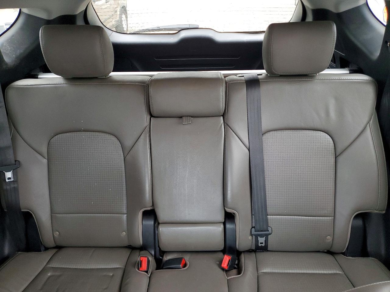 2014 Hyundai Santa Fe Sport 2.0t Gray vin: 5XYZUDLA1EG224757