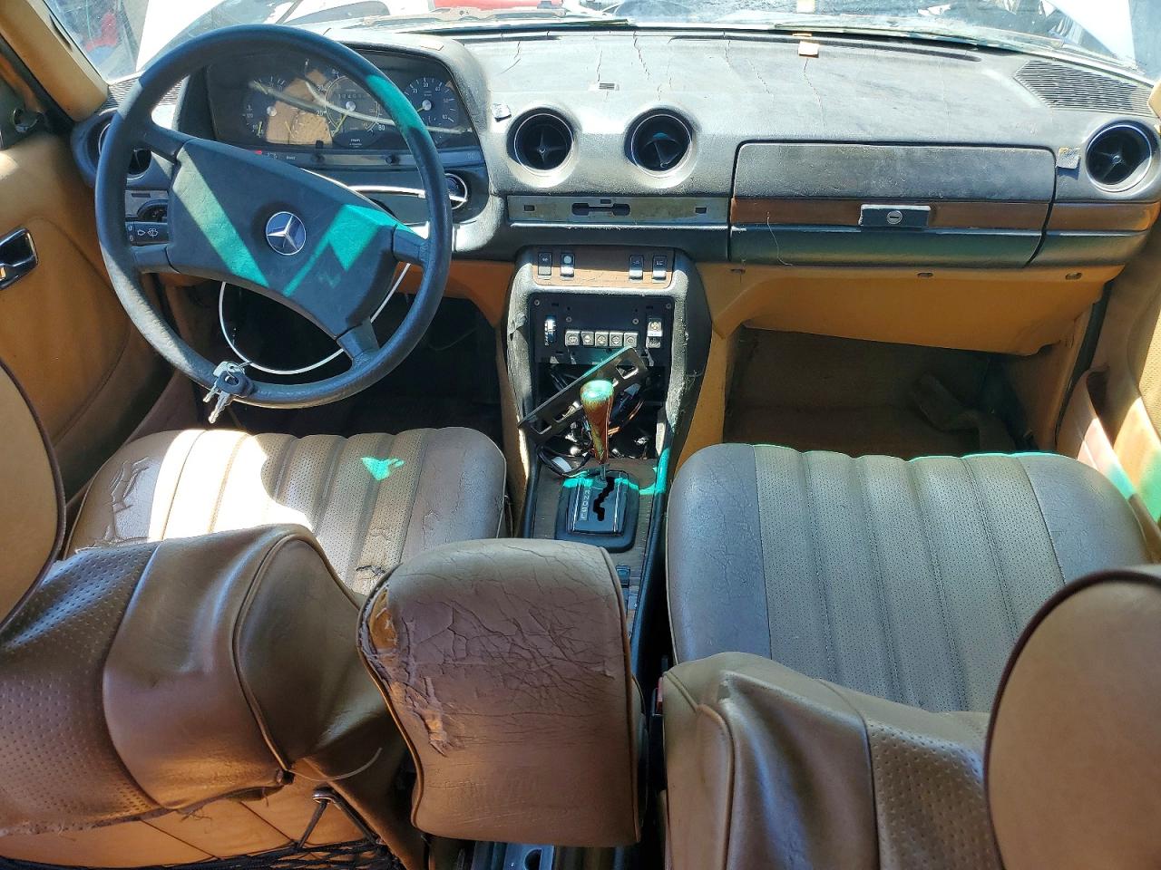 1982 Mercedes-benz 300 Dt Gray vin: WDBAB33A3CB012722