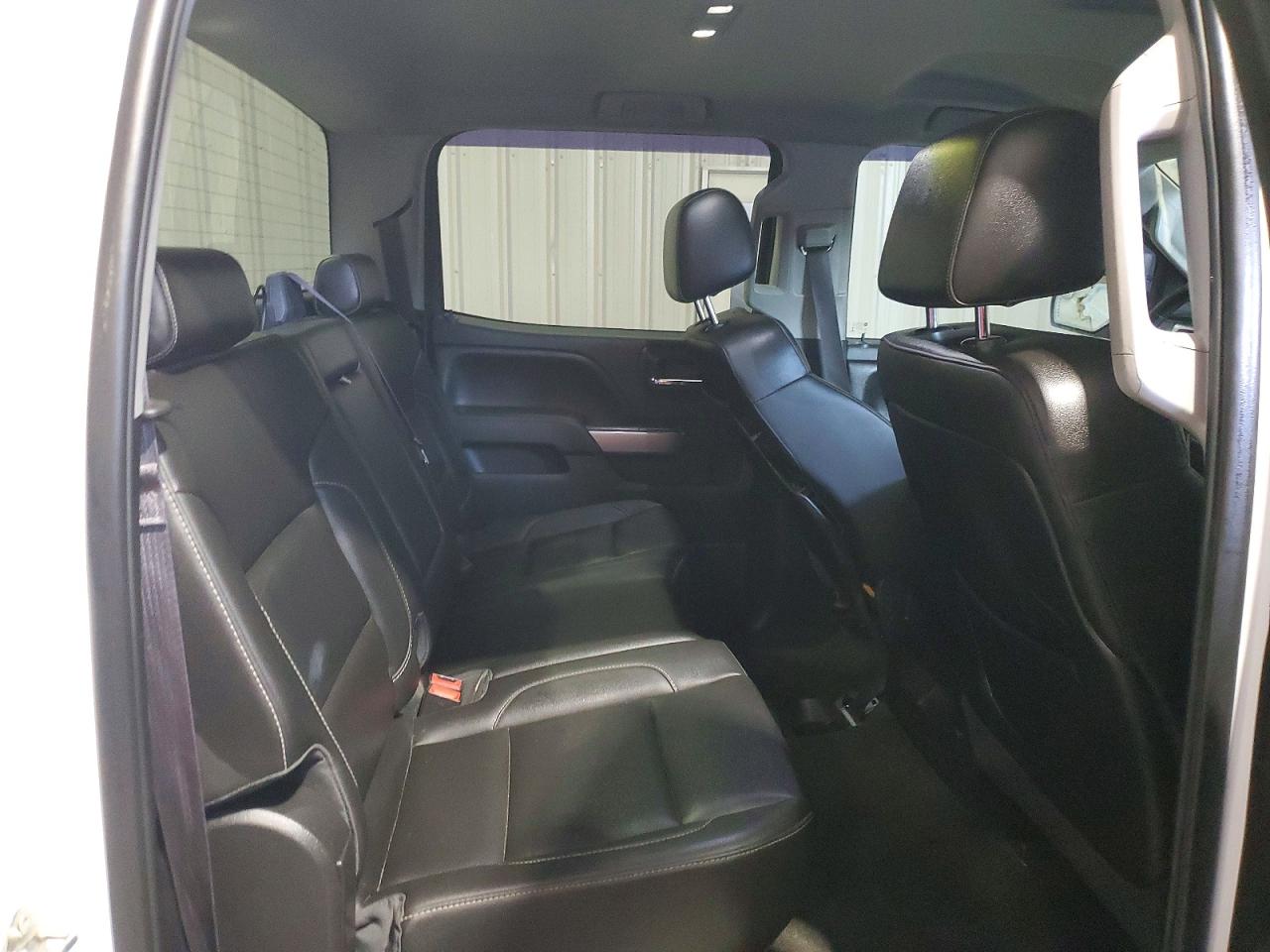 2015 Chevrolet Silverado K3500 Lt White vin: 1GC4KZC83FF138817