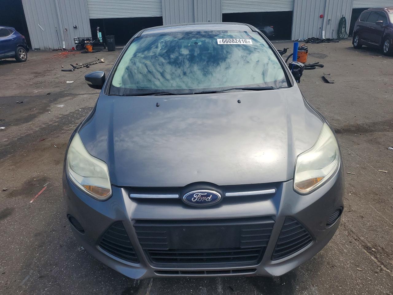 2014 Ford Focus Se Gray vin: 1FADP3F20EL228342