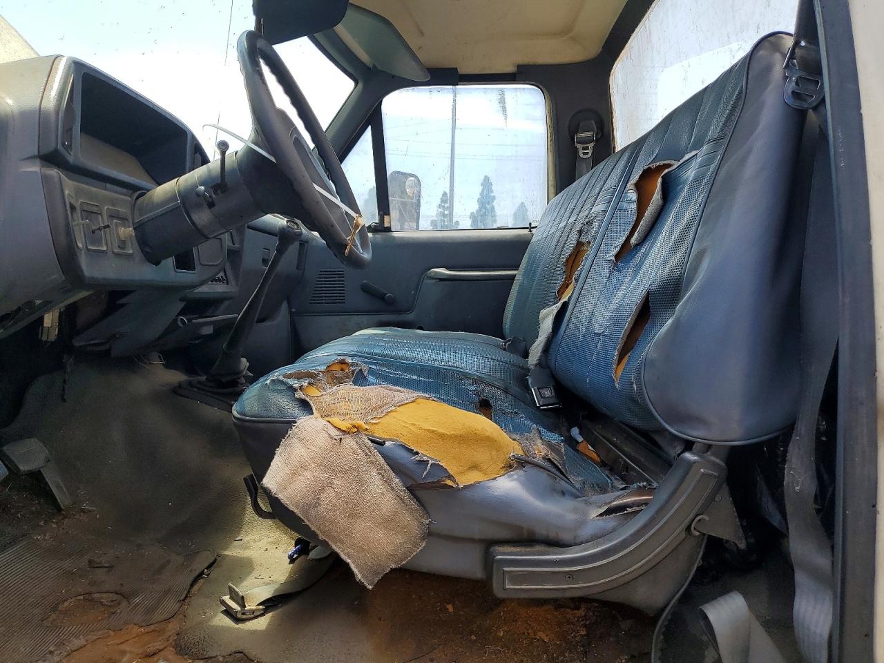 1989 Ford F150 Белый vin: 1FTDF15Y3KPA88962