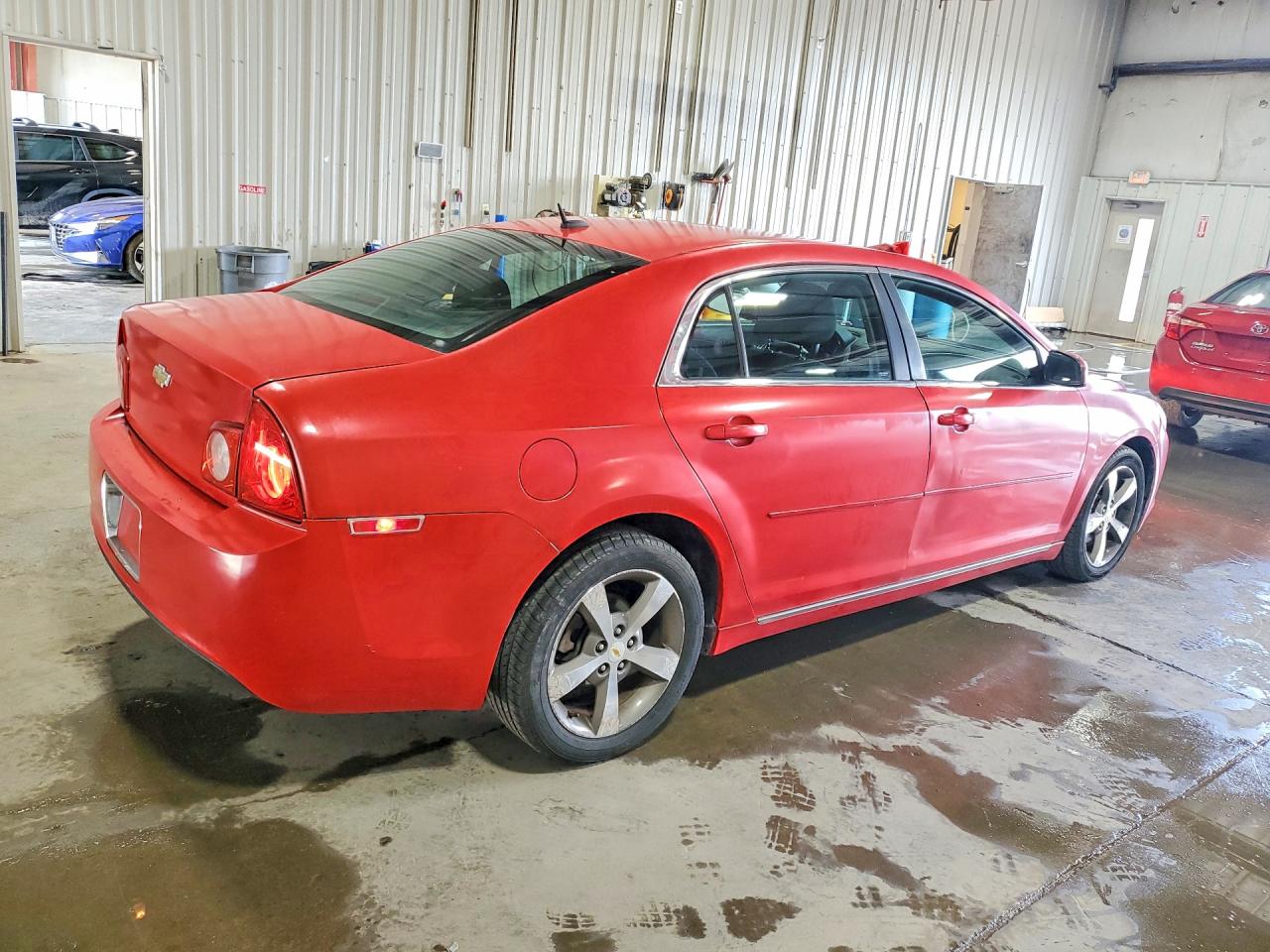 2011 Chevrolet Malibu 1lt Red vin: 1G1ZC5E17BF241155