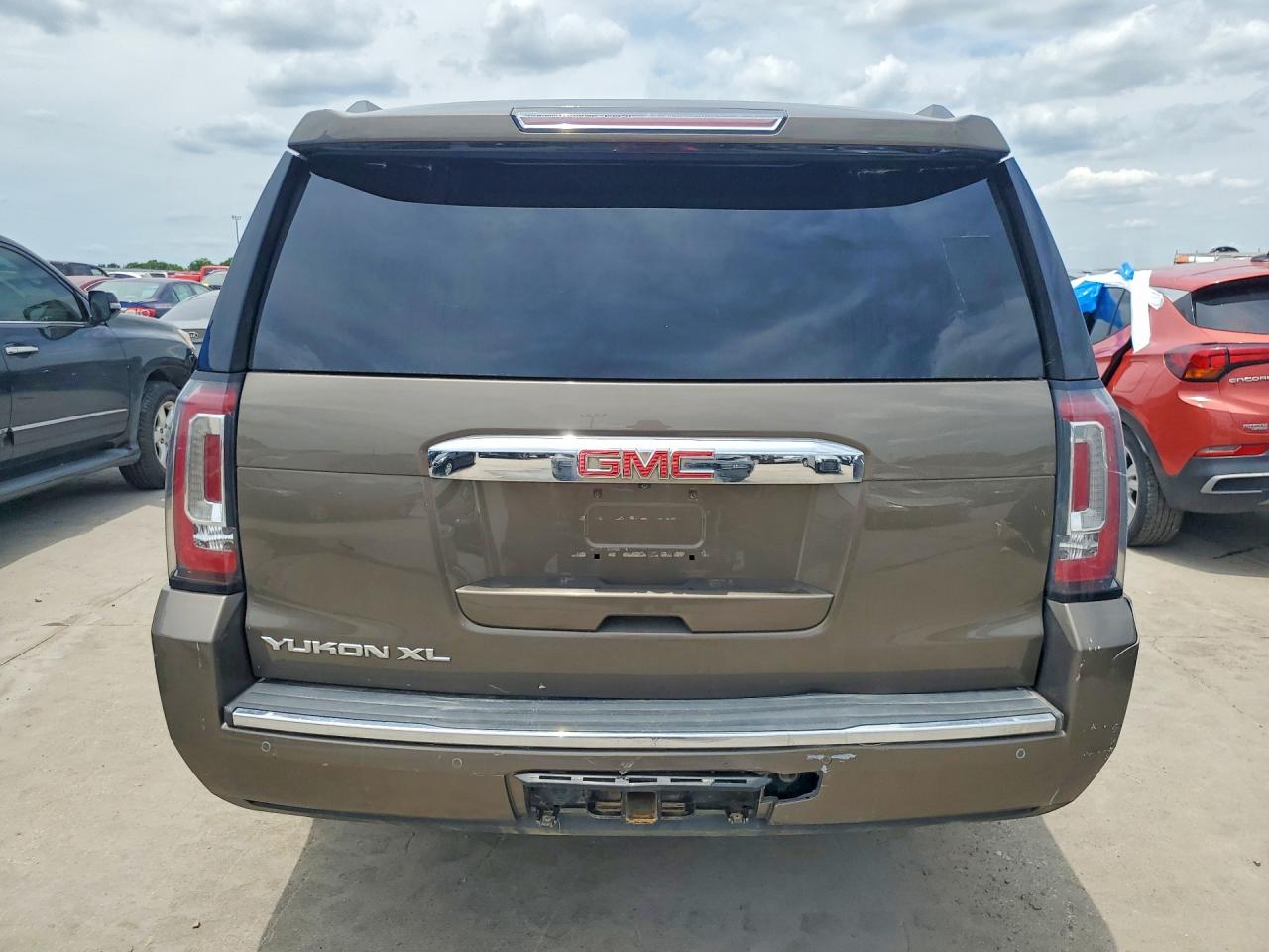 2015 Gmc Yukon Xl Denali Tan vin: 1GKS2JKJ4FR695994