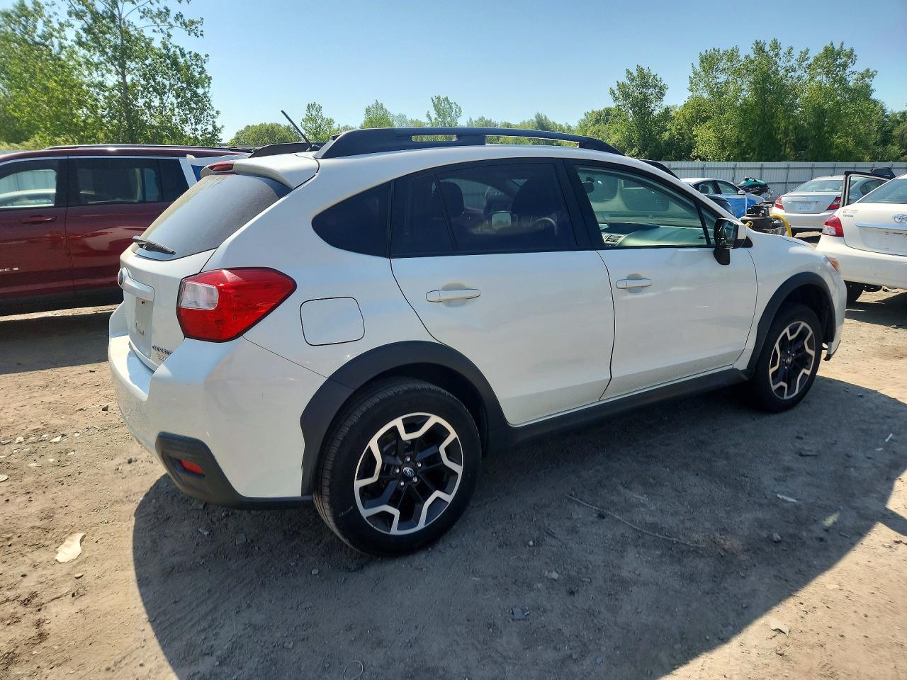 2017 Subaru Crosstrek Premium White vin: JF2GPABC6HH246864