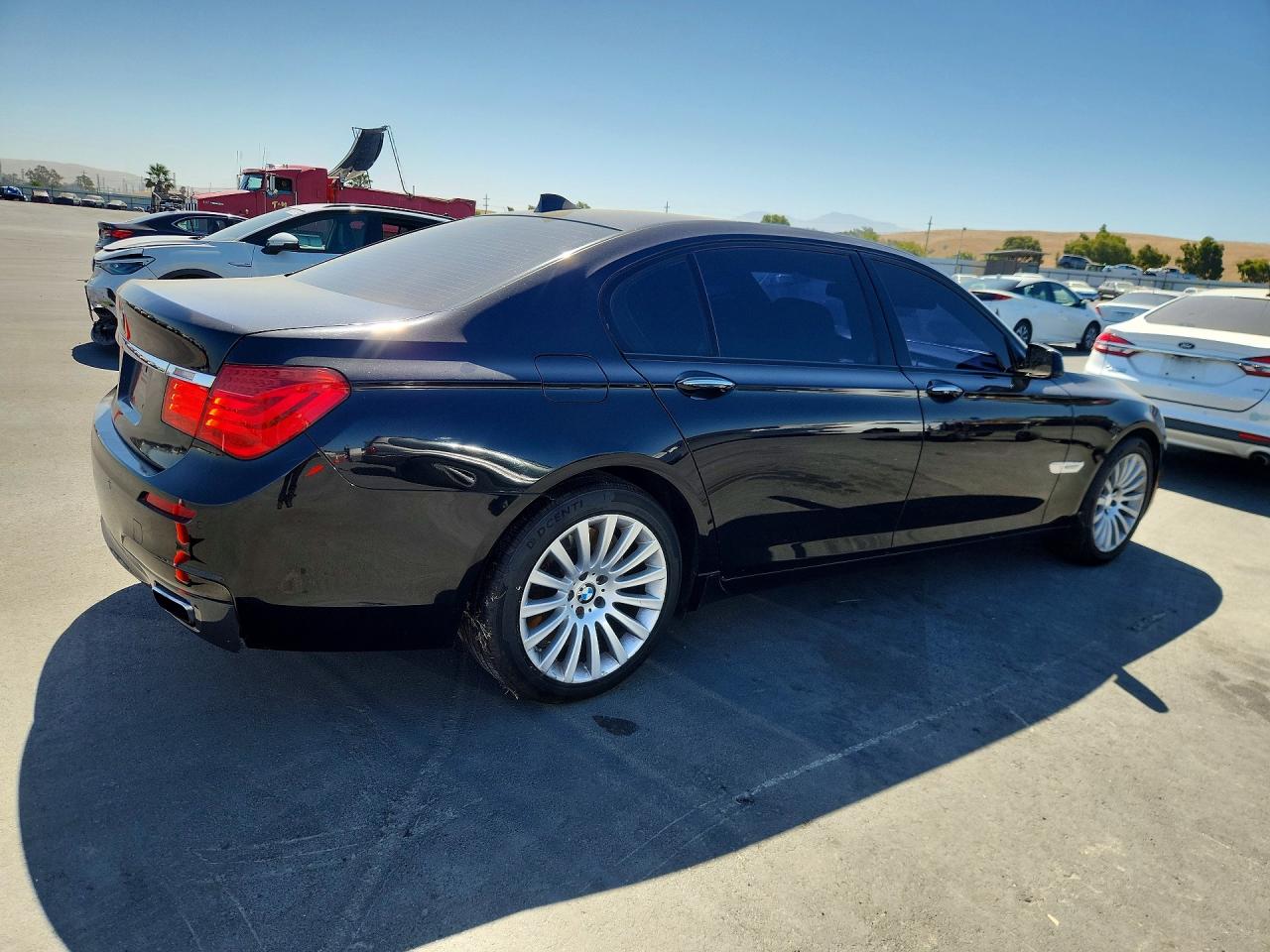 2011 Bmw 750 Li Черный vin: WBAKB8C55BCY65473