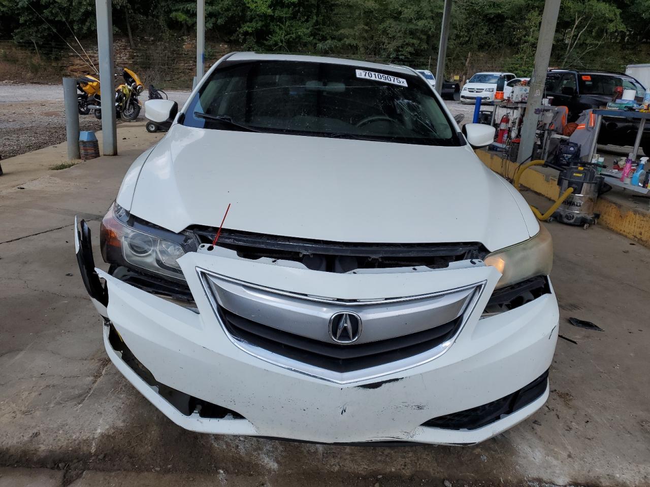 2015 Acura Ilx 20   White vin: 19VDE1F30FE000471