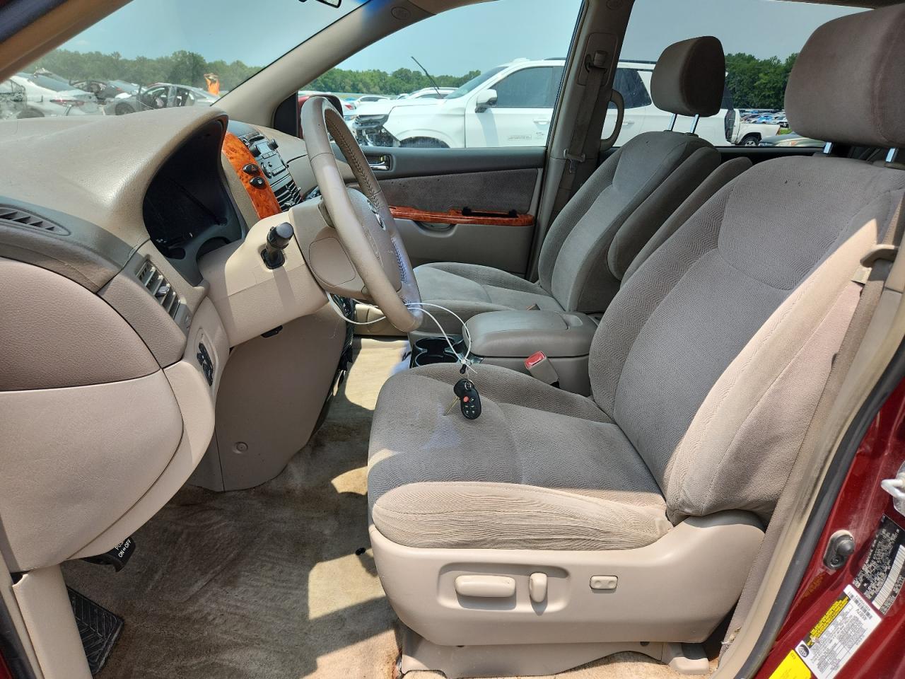 2006 Toyota Sienna Xle 7 Passenger Red vin: 5TDZA22C96S530447