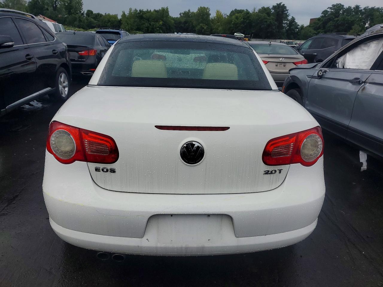 2009 Volkswagen Eos Turbo White vin: WVWBA71FX9V012447