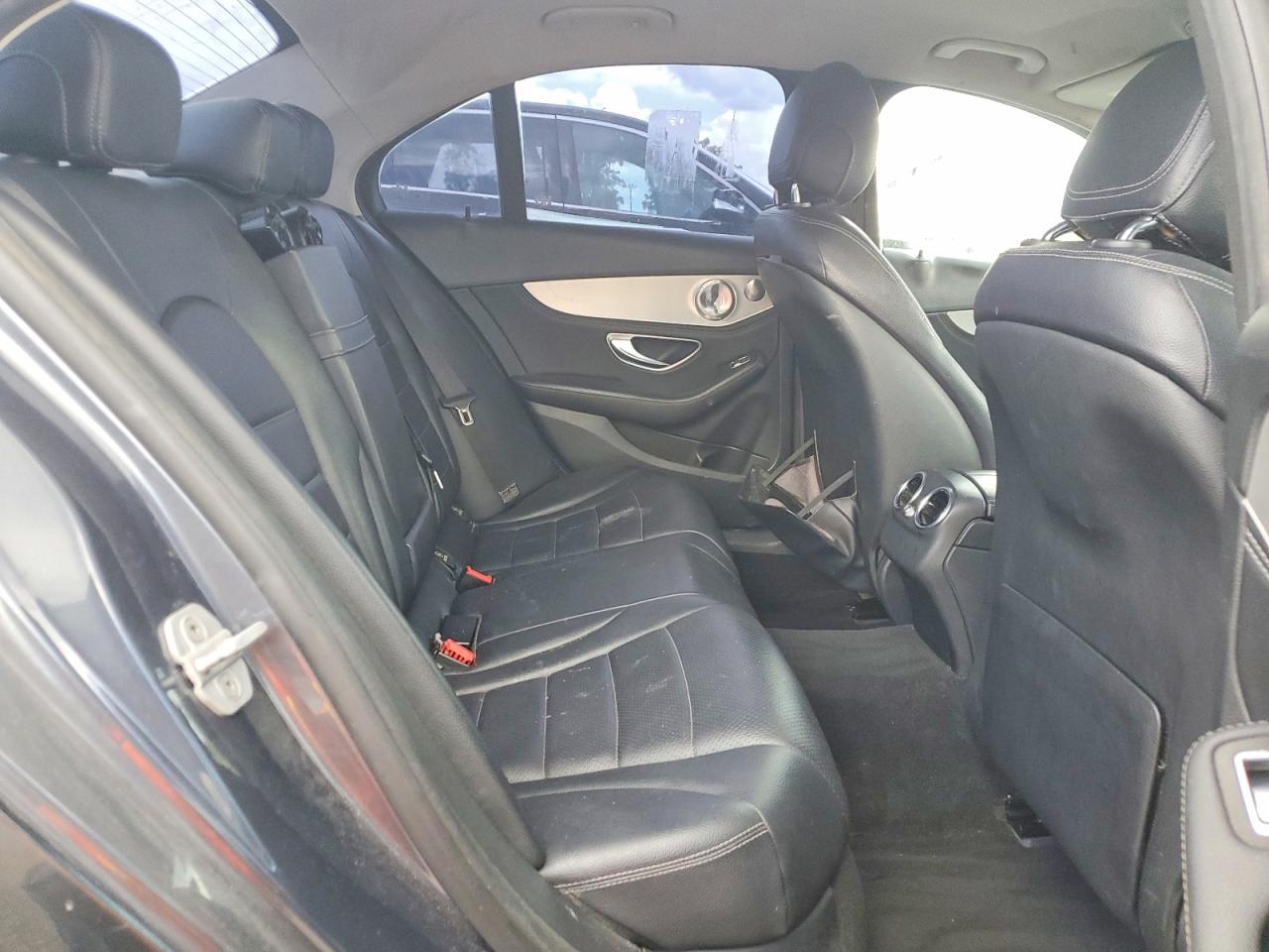 2015 Mercedes-benz C 300 Серый vin: 55SWF4JB5FU053477