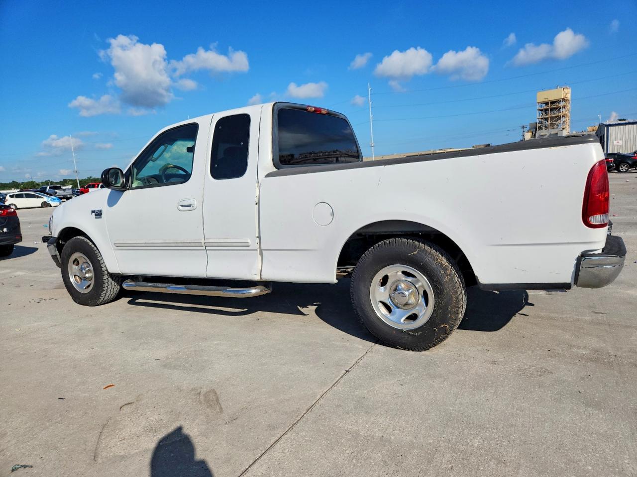 2003 Ford F150 White vin: 1FTRX17W13NB84729