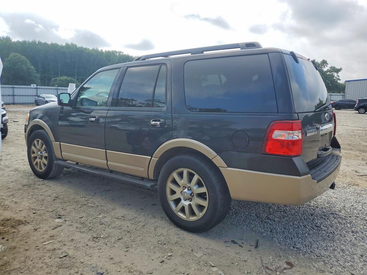 2011 Ford Expedition Xlt Black vin: 1FMJU1J55BEF01976