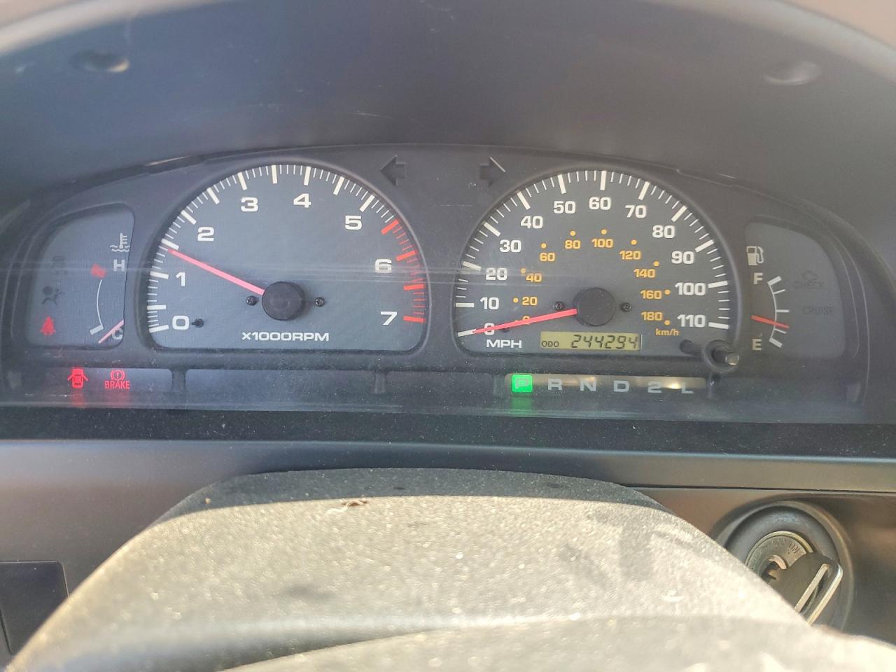2001 Toyota 4runner Sr5 Темно-бордовый vin: JT3GN86R810184405