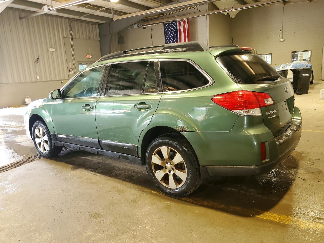 2012 Subaru Outback 2.5i Premium Green vin: 4S4BRBCC8C3244042