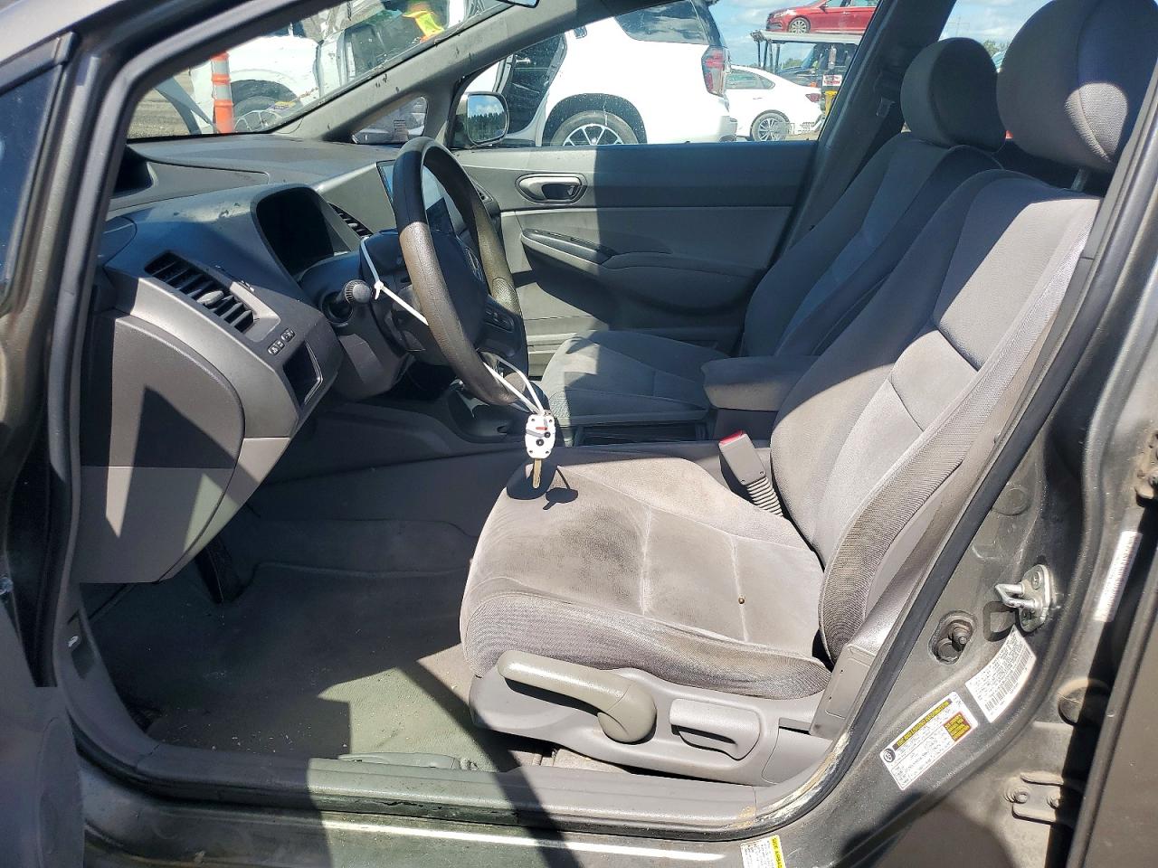 2008 Honda Civic Lx Tan vin: 1HGFA165X8L022535