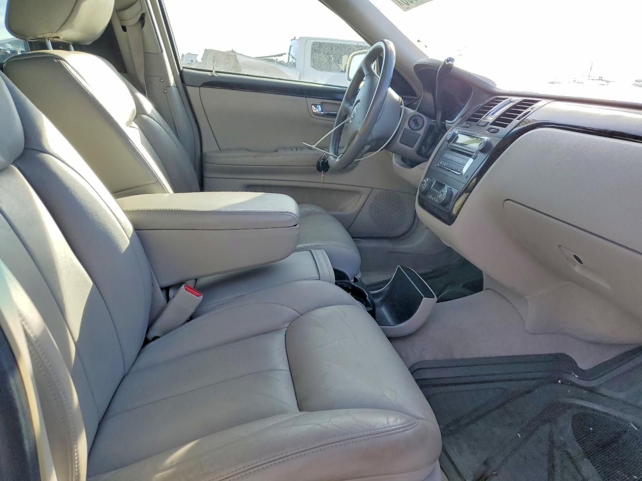 2011 Cadillac Professional Chassis White vin: 1GE7K9C61BU600266